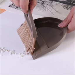 Stofblik met Borstel - Stoffer en blik - Bureau reinigen - Ruimtebesparend ophangen - 20x17x3 cm - Koffiekleur — thumbnail 1