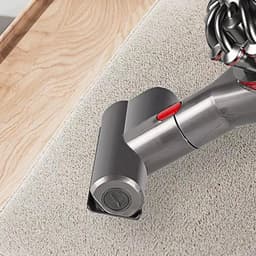 Een gemotoriseerde borstelkop Geschikt voor Dyson V7, V8, V10, V11 en V15. Deze krachtige gemotoriseerde borstelkop zorgt Geschikt voor een sterkere zuigkracht om huisstofmijt en dierenhaar uit matrassen en textiel te verwijderen. — thumbnail 2