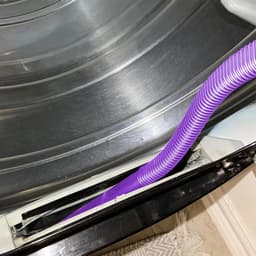 1stuk - Stofzuigeraccessoire - Compatibel met Dyson V6 tot V15-modellen - Wasdrogerreinigingsset - Flexibele slang met adapter - Reinigingsgereedschap - Paars — thumbnail 3