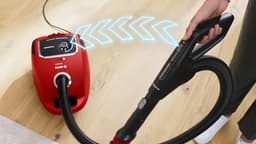 Bosch Serie 6 BGL6PET3 stofzuiger 4 l Droog 700 W Stofzak — thumbnail 2