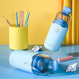 Mini Desktop Cleaner - Kruimel Machine - Bureau Reinigen - Sterke Zuigkracht - 60x60x155mm - Geel — thumbnail 2