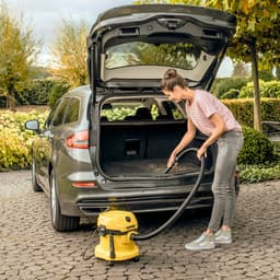 Karcher WD2 PLUS V-12/4/18 met nat en droog zuigen en blaasfunctie — thumbnail 5