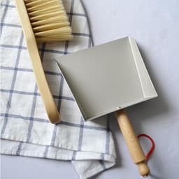Kleine Stoffer - Aanveger Keuken - Snel Opruimen - Houten Handvat - 23 cm - Multicolor — thumbnail 4