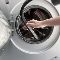 1stuk - Stofzuigeraccessoire - Spleetmondstuk - Compatibel met Dyson V7, V8, V10, V11, V15 - Flexibel - Lange slang - Voor wasdrogerventilatieopeningen, autoreiniging en smalle ruimtes - Zwart — thumbnail 4