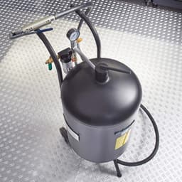 Mobiele Straalketel - Straler Kit - Roest Verwijderen - Inclusief Soda Kit - 45 Liter Capaciteit — thumbnail 3
