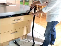 Inbouwstofzuiger voor keukenplint | Ook voor caravan & camper | KickVac | Sweepovac — thumbnail 5