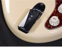 NUX B-5RC professioneel 2.4ghz draadloos gitaarsysteem incl. koffer — thumbnail 2