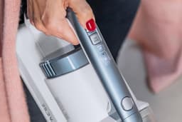 Teesa TSA5040 - Draadloze steelstofzuiger SWEEPER 7000, 2-in-1 — thumbnail 3