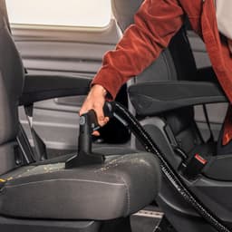 Kärcher Tapijtreiniger SE 5 SET - Incl. extra Vliesfilterzakken 4st. én Tapijt- en bekledingsreiniger RM 519, 1L - 4 / 4 liter - 3-in-1 Sproei-extractie - Tapijt- en bekledingsreiniger RM 519, 100 ml — thumbnail 2