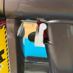 Trigger lock – Schakelaar vergrendeling – Geschikt voor Dyson V6, V7, V8, V10, V11 – Vergrendel de aan/uit schakelaar met één klik – — thumbnail 2