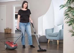 Krachtige Stofzuiger - Huishoudelijke Reiniger - Efficiënt Schoonmaken - Grote Capaciteit Zakken - 43 Liter Inhoud - Rood — thumbnail 5