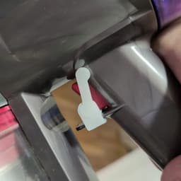 Trigger lock – Schakelaar vergrendeling – Geschikt voor Dyson V6, V7, V8, V10, V11 – Vergrendel de aan/uit schakelaar met één klik – — thumbnail 4