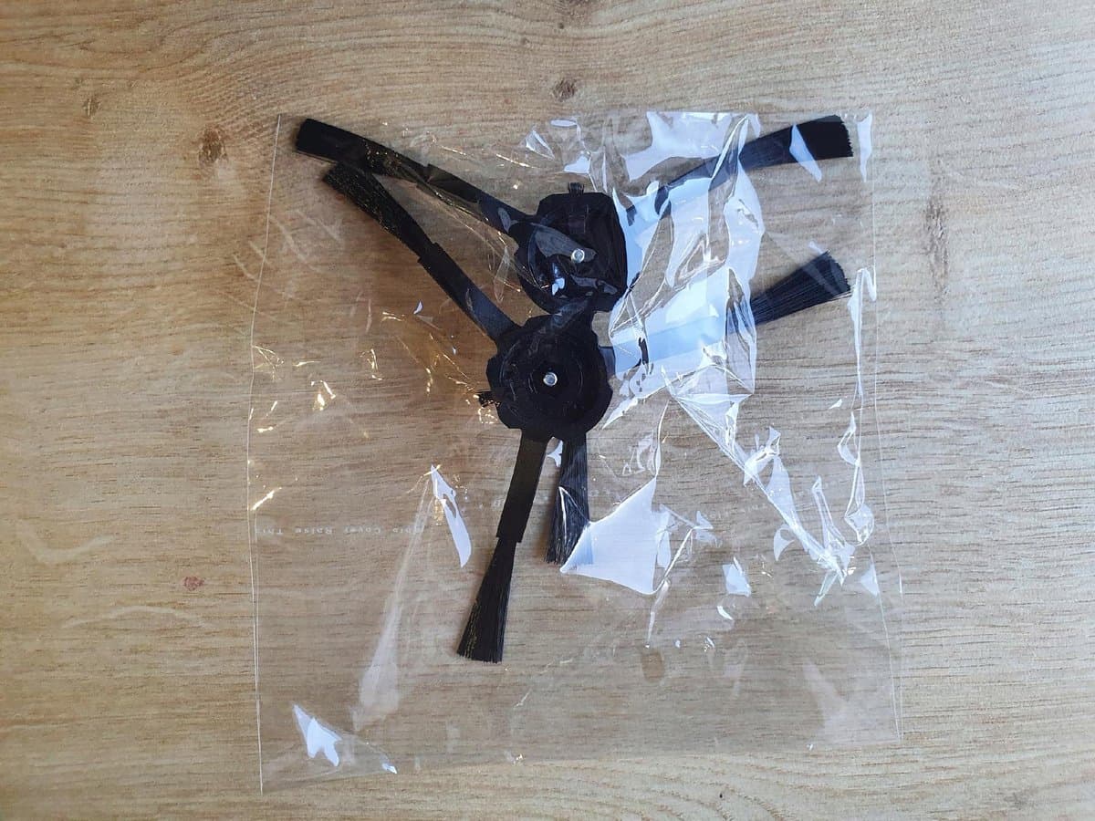 AreoSe - Zijborstels voor RoboRock S50 S55 czarne - 6 stuks — afbeelding 1